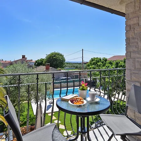 Holiday home 989 *