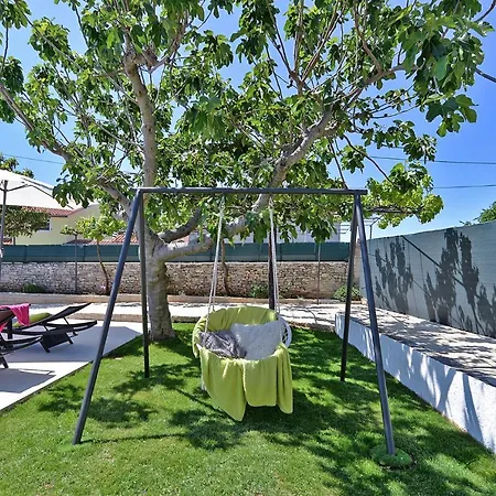 989 Holiday home