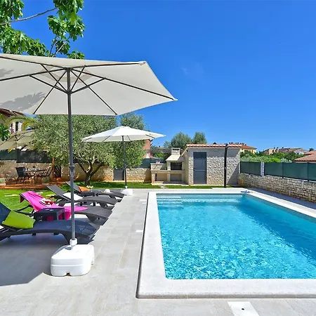 Holiday home 989 Galizana